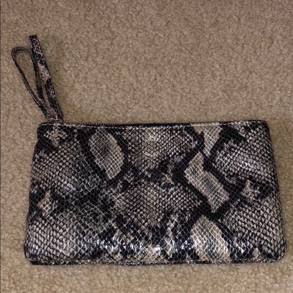 Express Handbags - EXPRESS Snake Print Wristlet/Clutch